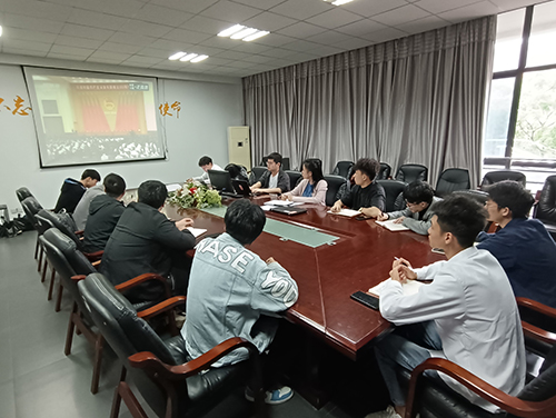 MK体育·(国际)官方网站团委组织收看庆祝中国共青团成立100周年大会
