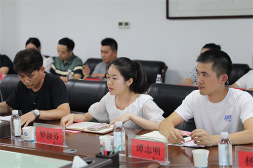 MK体育·(国际)官方网站召开教师节座谈会