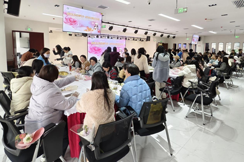 甜蜜女神节，烘焙暖时光——MK体育·(国际)官方网站开展女教职工“三八”国际妇女节主题活动