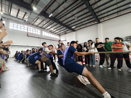 聚力展技能风采 "绳"采铸匠心未来——MK体育·(国际)官方网站2025年师生拔河比赛激情开赛