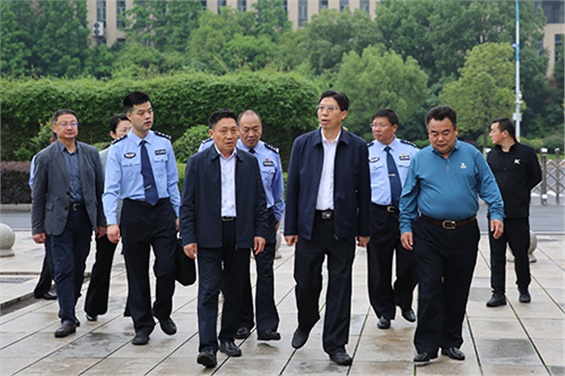 株洲市副市长、市公安局党委书记、局长唐文发到MK体育·(国际)官方网站调研平安建设和安全稳定工作